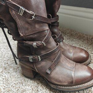 Freebird Dora Size 8